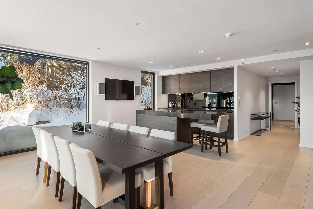 Window tint for home: Benefits & Guide